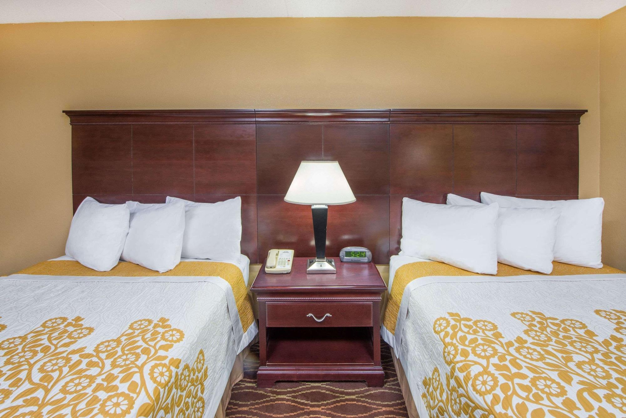 Days Inn By Wyndham Paducah Dış mekan fotoğraf