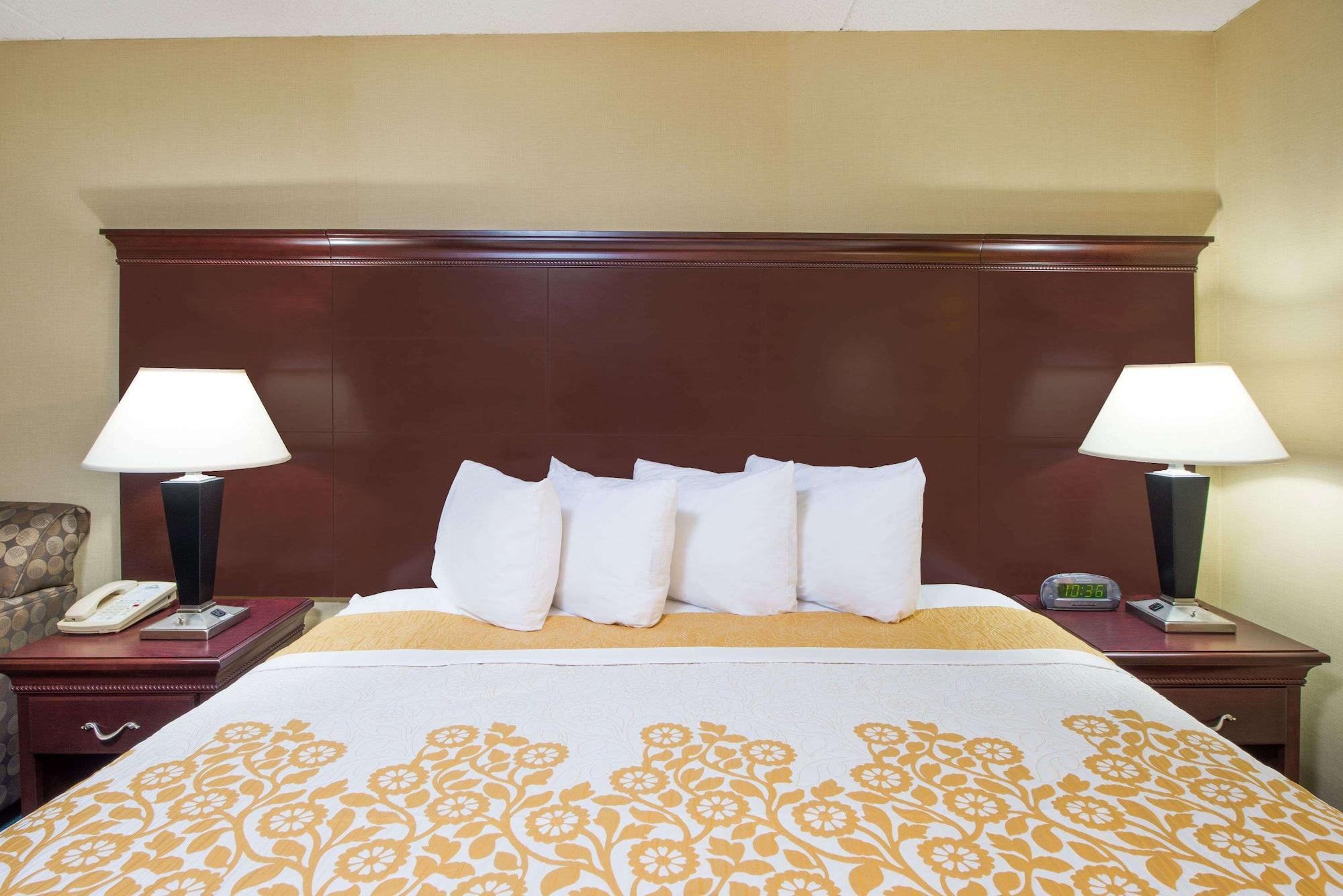 Days Inn By Wyndham Paducah Dış mekan fotoğraf