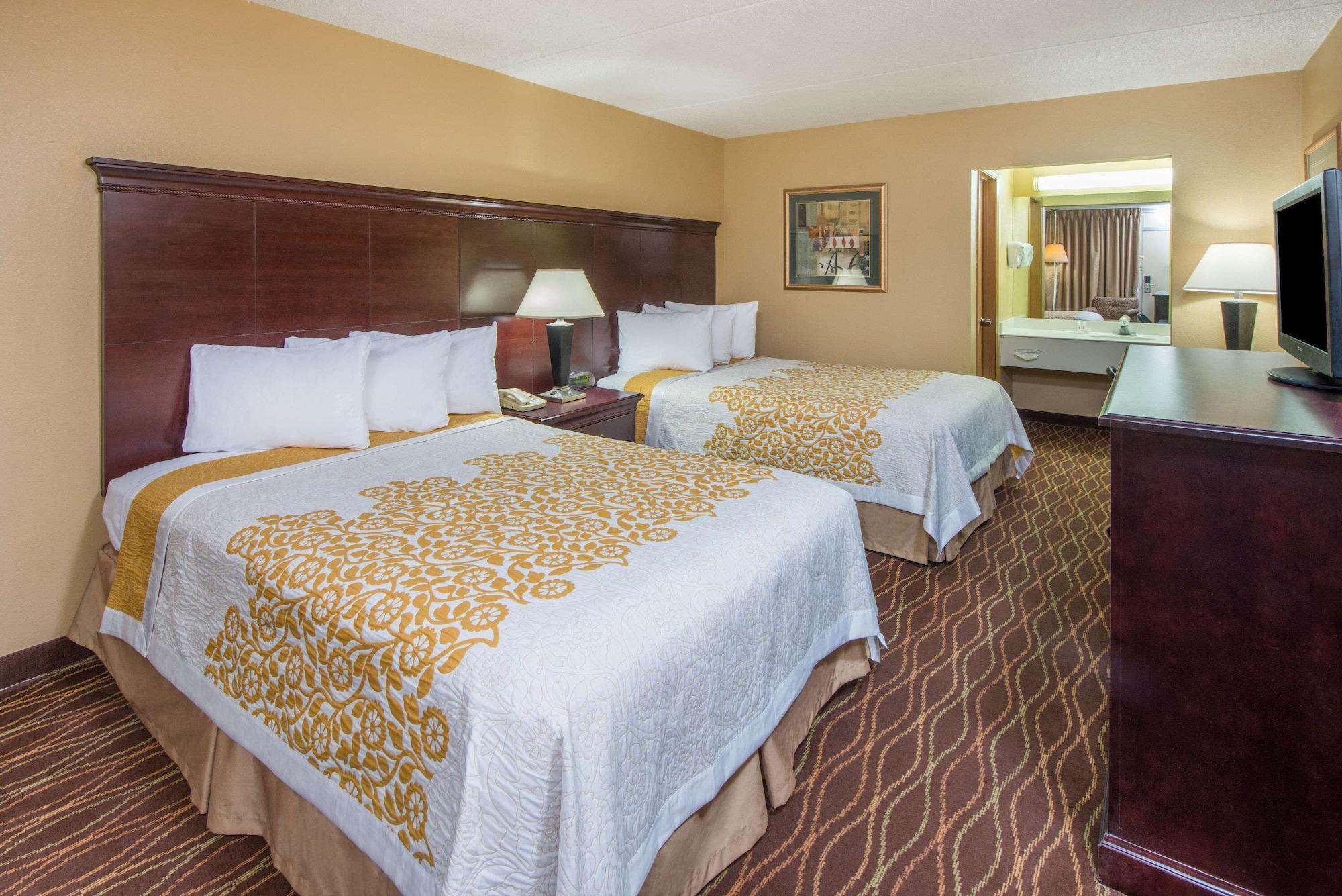 Days Inn By Wyndham Paducah Dış mekan fotoğraf